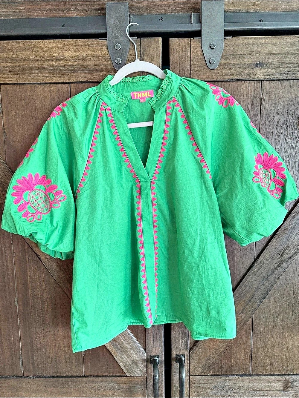 THML Embroidered Floral Blouse in Green & Pink Size Medium